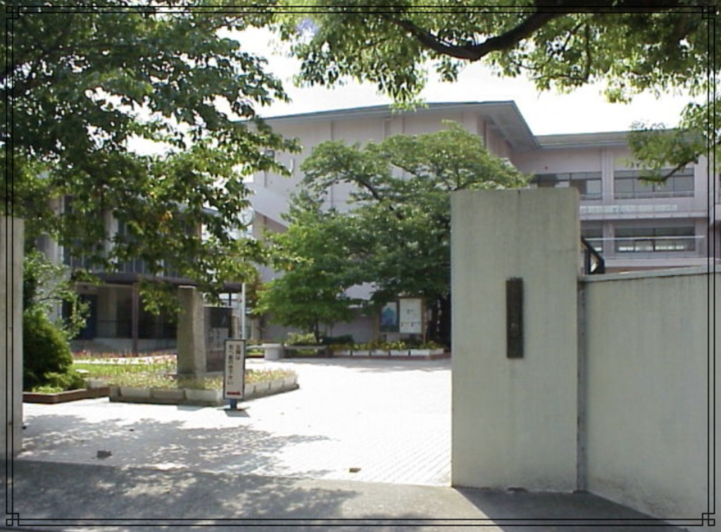 京都市立上京（かみぎょう）中学校